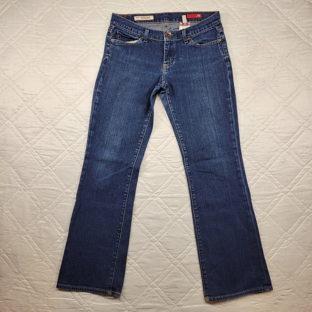 X2 Curvy Regular Rise Boot Cut distressed blue jeans size 6 waist 31‎
